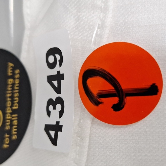 7 For All Mankind White Bohemian Coastal Low Rise Cuffed Denim Shorts Size 24 - Picture 8 of 8